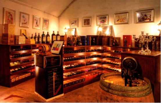 杭州玉皇山金色酒廊山體酒窖設計